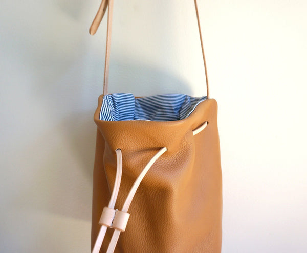 Tan Leather Bucket Bag | Umbrella Collective